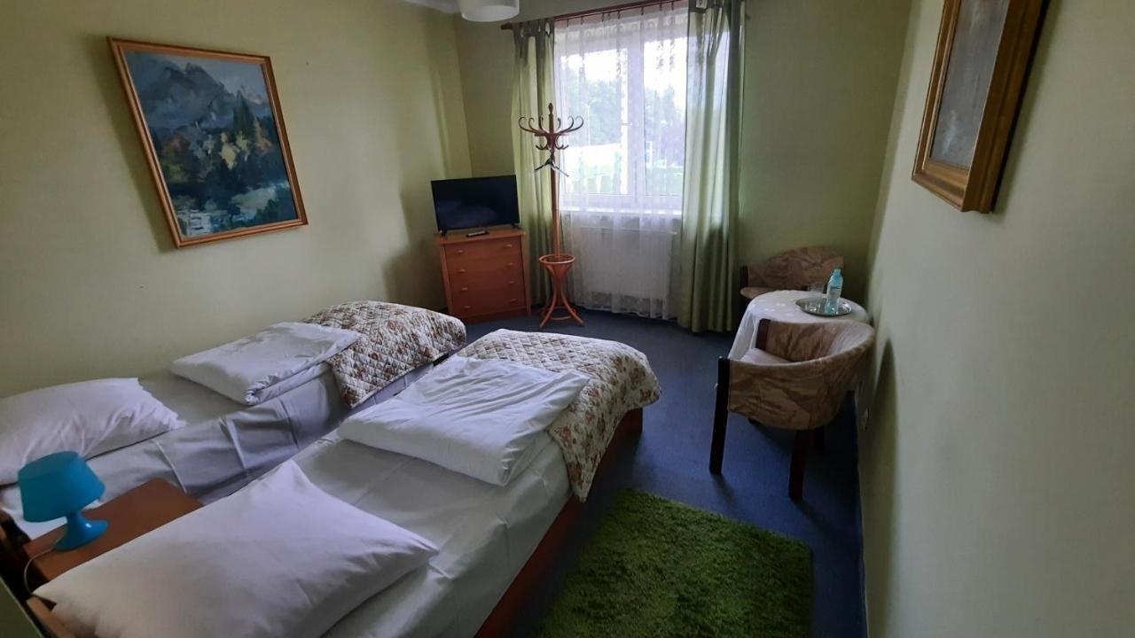 Hotelowe Pokoje J.Bukowiecka Tuszyn Exterior photo