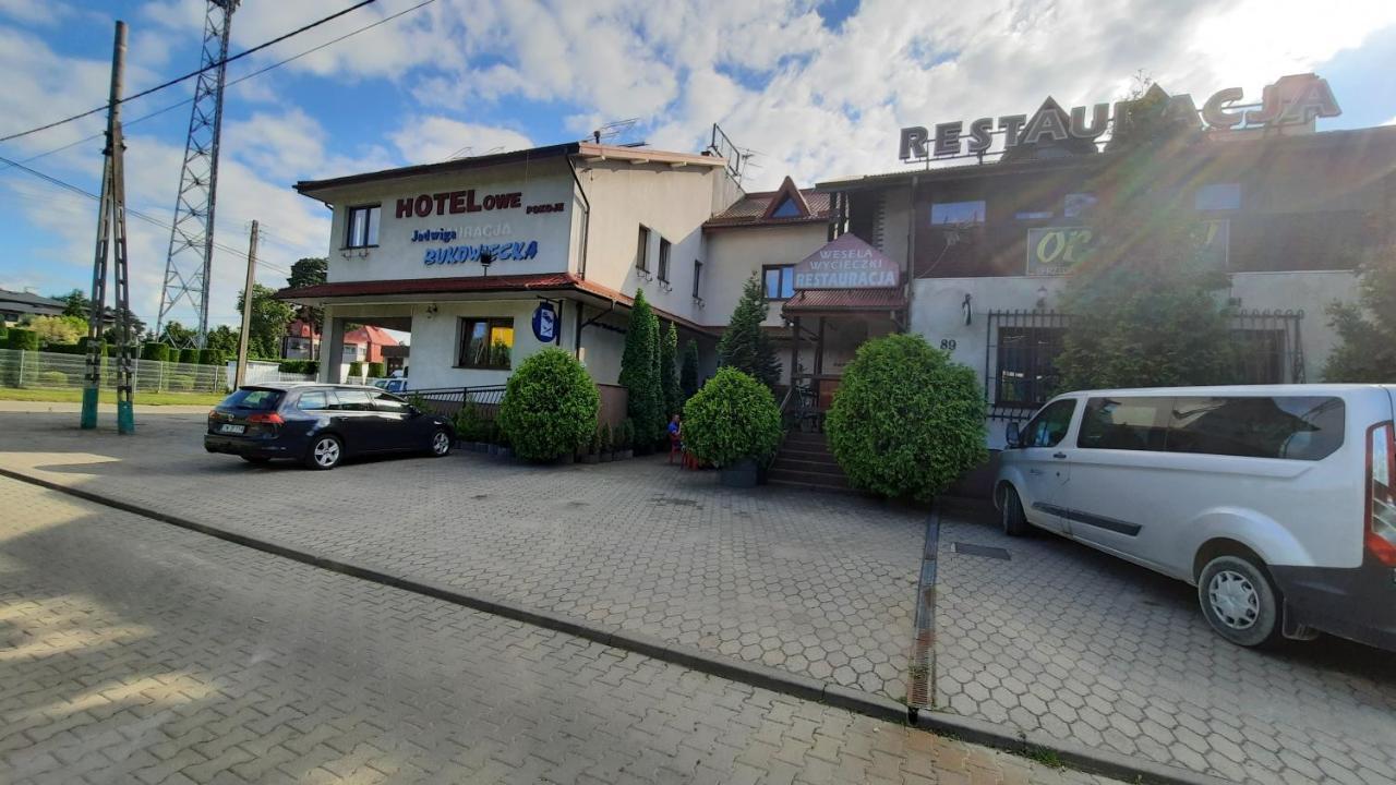 Hotelowe Pokoje J.Bukowiecka Tuszyn Exterior photo
